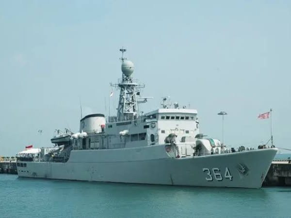 Sudah Tua, Alasan Kemhan Mau Jual KRI Ki Hajar Dewantara Milik TNI AL