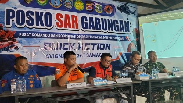 Tim SAR Temukan Terpal hingga Galon Saat Cari Rombongan Jurnalis Hilang di Anak Krakatau