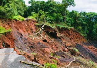 Longsor Terjadi Aceh Tengah, 1 Tewas dan Belasan Orang Luka-luka