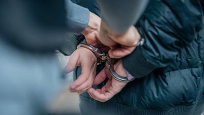 Lagi Transaksi Narkoba di Jaksel, 2 Pria Ditangkap Polisi