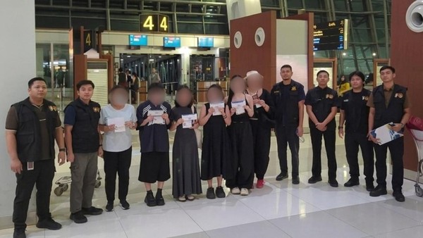 Buka Usaha di Tangerang Pakai Visa Wisata, 6 WN Tiongkok Dideportasi