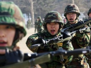 Korsel Mulai Pertimbangkn Wajib Militer untuk Para Perempuan
