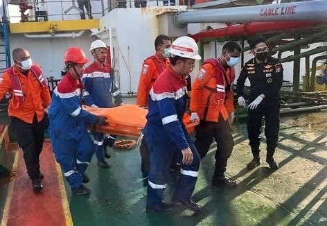 15 Korban Selamat dan 1 Jenazah Korban Kapal Virgo Transport Tiba di Banjarmasin 