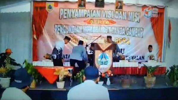 Jatuh Saat Beri Sambutan Pilkades, Ketua BPD di Pemalang Meninggal Dunia