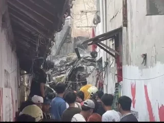 Permukiman di Tamansari Jakbar Hangus Terbakar, 110 Damkar Turun ke Lokasi