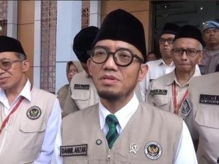 Kemenhaj Imbau Jemaah Umrah Hindari Transit Buntut Bandara Arab Diserang