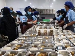 SPPG di Cirebon Disuspend Buntut Ratusan Siswa Keracunan Makanan