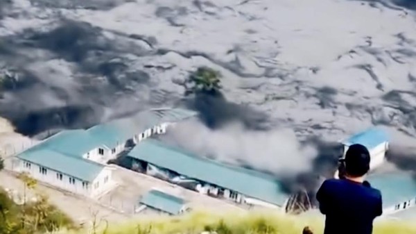 Banjir Bandang Kembali Terjang Nepal, 5 Orang Hilang