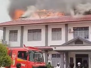 Razia HP Picu Kericuhan, Napi Diduga Bakar Lapas Marauke