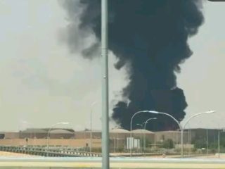 3 Ledakan Kembali Guncang Riyadh, Saudi Tangkal Serangan Rudal