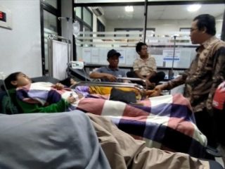 Ratusan Warga di Magelang Keracunan Es Buah, Korban Anak-Anak hingga Bumil