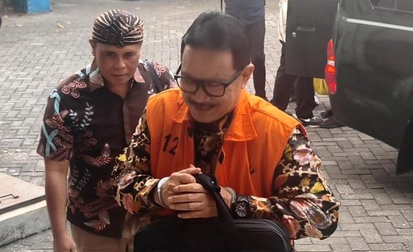 KPK Geledah 2 Kantor Dinas di Madiun terkait Kasus TPPU Walkot Maidi