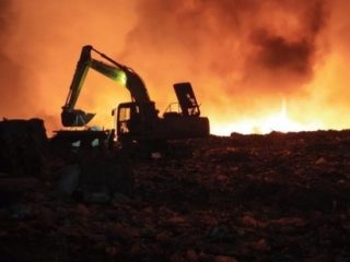 TPA Jatibarang di Semarang Terbakar, Pemadaman Terkendala Tingginya Kandungan Gas Metana